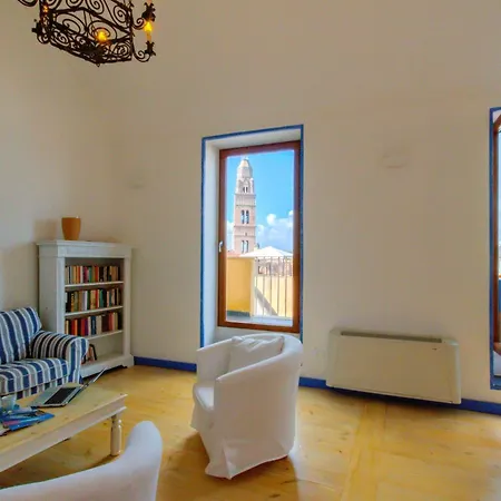 Panoramic Modern With Parking Daire